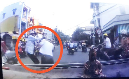 Bình Dương: Bắt nghi can đánh chết người do mâu thuẫn giao thông