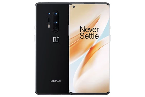 OnePlus 8 Pro có 3 tùy chọn màu sắc gồm Onyx Black, Glacial Green và Ultramarine Blue. Giá bán của bản RAM 8 GB là 899 USD (tương đương 21,10 triệu đồng). Phiên bản RAM 12 GB có giá 999 USD (23,45 triệu đồng).