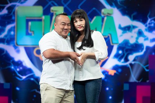 Hiếu Hiền gọi vợ là “bé người ở”, liên tục “kể xấu”