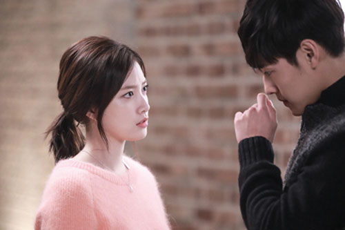 Mệt mỏi với cuộc sống hôn nhân vì chồng quá nghe theo lời mẹ