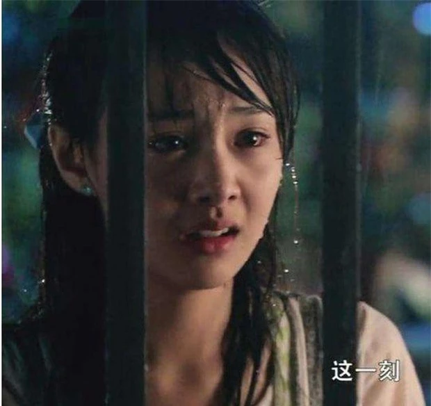 Khi các mỹ nhân Hoa ngữ diễn cảnh trong mưa: Người được ca ngợi hết lời, kẻ để lộ nhiều khuyết điểm - Ảnh 6