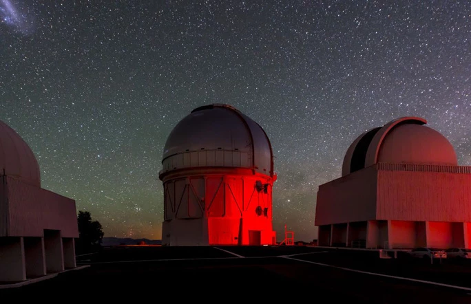 Hệ thống Kính viễn vọng Victor Blanco - Ảnh: Fermilab