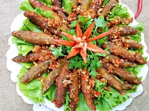Cách làm cá bống chiên cay đậm đà, đưa cơm