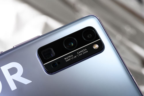 Smartphone chống nước, cấu hình ‘khủng’, pin 4.000 mAh, sạc 40W, giá hấp dẫn