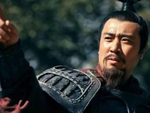 Tào Tháo sợ Mã Siêu, Tôn Quyền sợ Trương Liêu, còn Lưu Bị sợ nhất mãnh tướng nào?