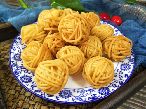 Làm mì chiên giòn theo cách này đảm bảo cả nhà sẽ thích mê