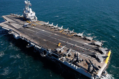 Gần 670 thủy thủ trên tàu sân bay hạt nhân mạnh nhất châu Âu mắc Covid-19