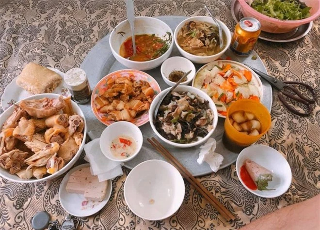 bạn gái tợn ăn 0