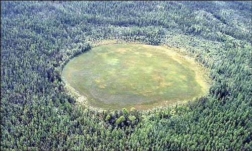 Phát hiện "vật chất vũ trụ" bí ẩn dưới đáy hồ của Nga