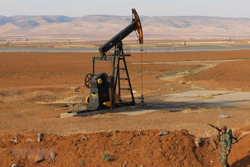 Quân đội Syria giáng đòn "sấm sét" đánh tan IS ở Đông Homs: Quân khủng bố lại khát "vàng đen"?