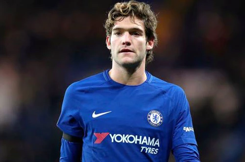 =4. Marcos Alonso (Chelsea) - Giá trị hiện tại: 22,5 triệu bảng (giảm 13,5 triệu bảng).