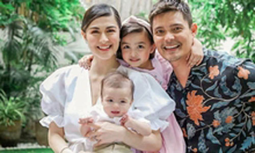 Mỹ nhân Philippines mừng con trai tròn một tuổi