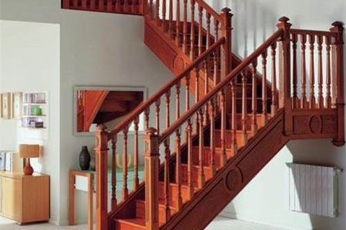 Tính bậc cầu thang theo "Sinh, Lão, Bệnh, Tử" và cách thiết kế hút tiền bạc, tài lộc