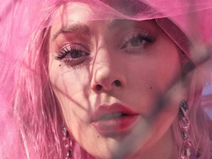 Lady Gaga - Nữ tính trong sự "nổi loạn"