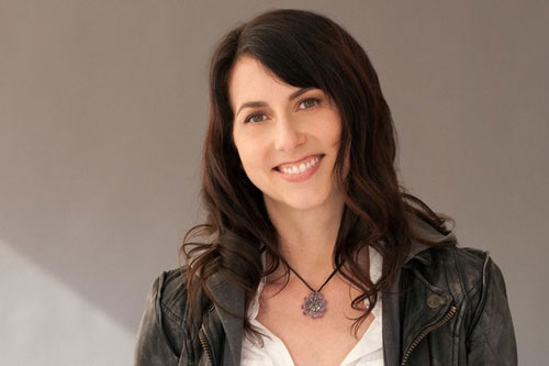 9 sự thật bất ngờ về độ giàu có của vợ cũ Jeff Bezos