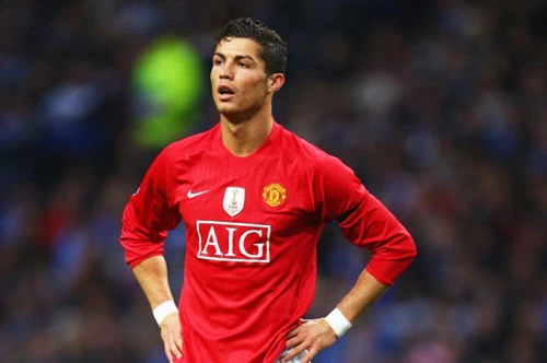 8. Cristiano Ronaldo (M.U mua từ Sporting Lisbon năm 2003 với giá 17,1 triệu bảng).