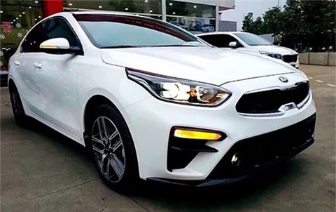 Kia Cerato.