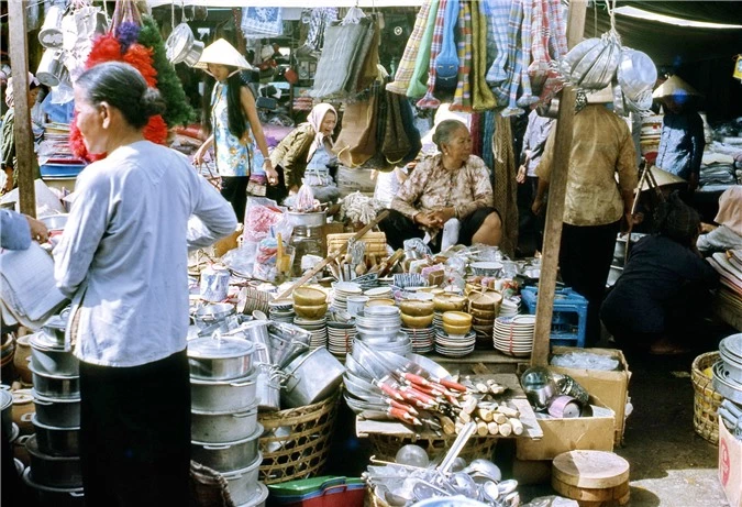 vung tau dep hoang so va an tuong trong bo anh chup nam 1970