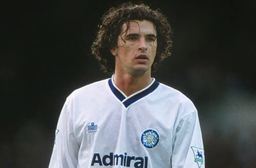 5. Gary Speed - Thi đấu 535 trận.