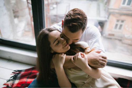 5 điều đơn giản khiến chồng "nghiện" vợ, quyến luyến không rời