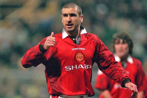 6. Eric Cantona (M.U mua từ Leeds United năm 1992 với giá 1,6 triệu bảng).