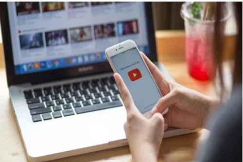 YouTube là một trong những ứng dụng xem video phổ biến hiện nay (Ảnh: Techradar)