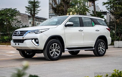 Toyota Fortuner dẫn đầu bảng danh sách SUV 7 chỗ bán chạy nhất quý 1/2020