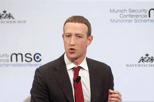 4.Mark Zuckerberg. Đồng sáng lập kiêm CEO của mạng xã hội Facebook (tổng tài sản: 54 tỷ USD)