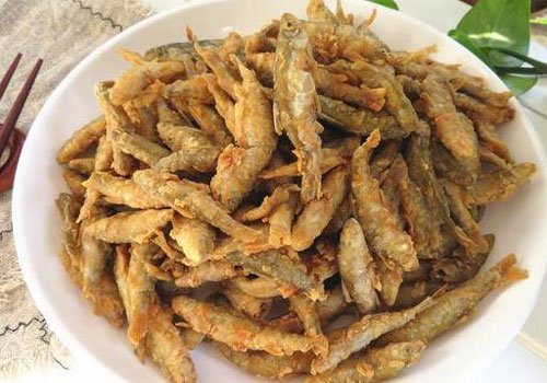Hướng dẫn làm món cá nhỏ chiên giòn vừa ngon vừa dồi dào canxi