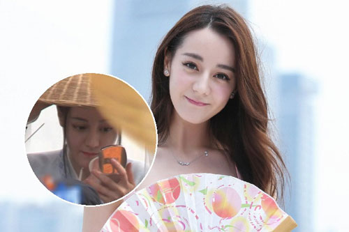 Địch Lệ Nhiệt Ba lộ mặt mộc xinh bất ngờ tại hậu trường phim mới