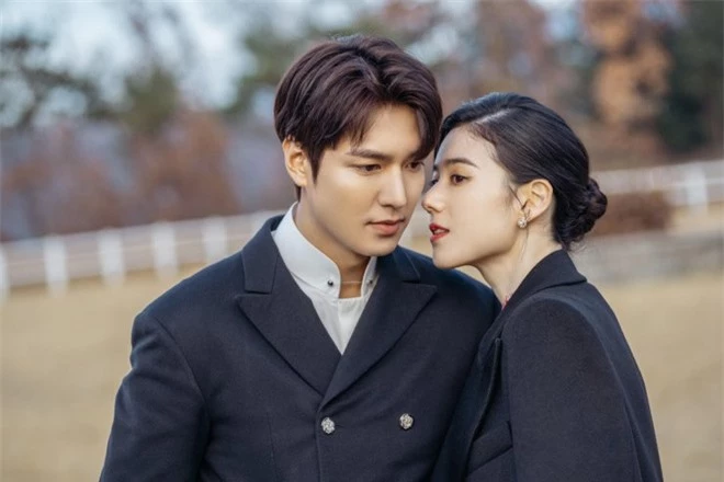 Dân Hàn lãng quên Lee Min Ho ngay tập 1 Quân Vương Bất Diệt vì nữ thủ tướng, lí do khiến ai cũng phải hoảng hốt? - Ảnh 4.