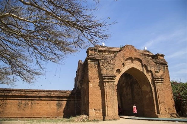 Den Bagan ghe tham ngoi den “dam mau” Dhammayangyi hinh anh 5