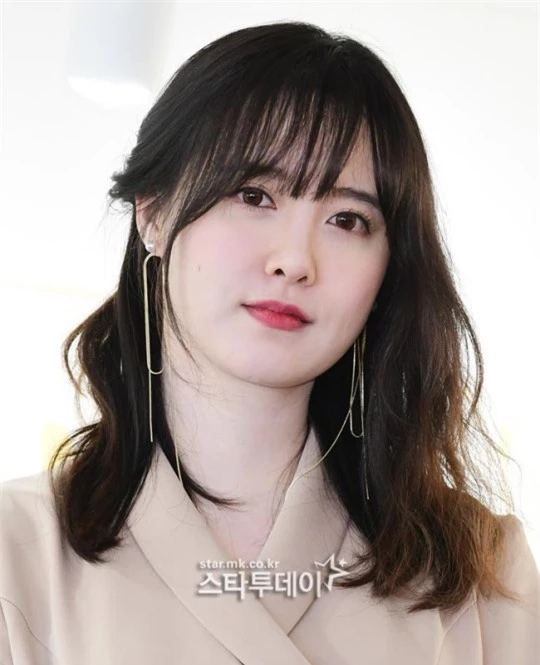 Goo Hye Sun chính thức xuất hiện hậu ly hôn, gây ngỡ ngàng với lời nhắn dành cho Ahn Jae Hyun sau nhiều lần “cà khịa” - Ảnh 2.