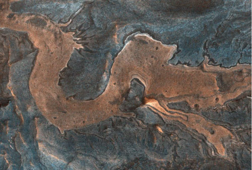 Rồng ẩn mình trong hẻm núi cao trên sao Hỏa?