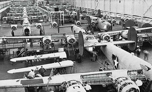 Thời kỳ 'thủ phủ ô tô' Detroit biến thành xưởng vũ khí lớn nhất thế giới