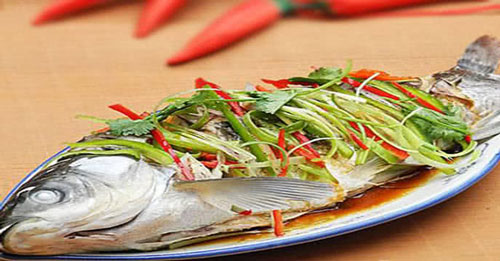 Làm ngay món cá hấp bia thơm ngon, ăn là 'nghiện' với công thức đơn giản sau