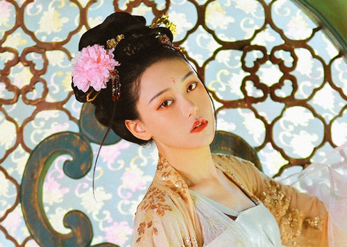 Kỹ nữ thời xưa cũng tuyển chọn như phi tần của hoàng đế!
