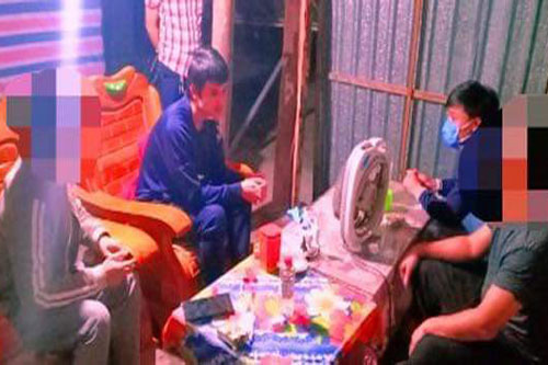 'Cậu ấm, cô chiêu' Hà Tĩnh mở tiệc ma túy giữa mùa dịch Covid-19