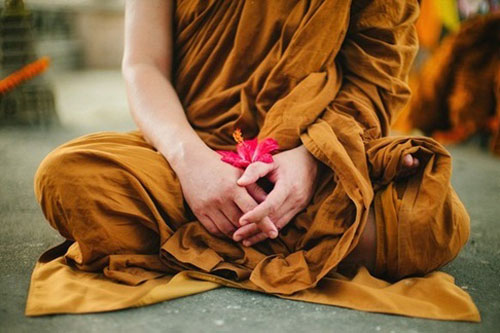 Mỗi người xuất hiện trong cuộc đời bạn đều do 'duyên và nợ'