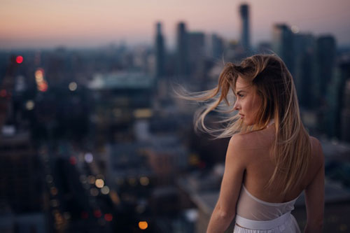 Phật dạy: Vợ chồng đối xử với nhau thế nào để hôn nhân trăm năm hạnh phúc?