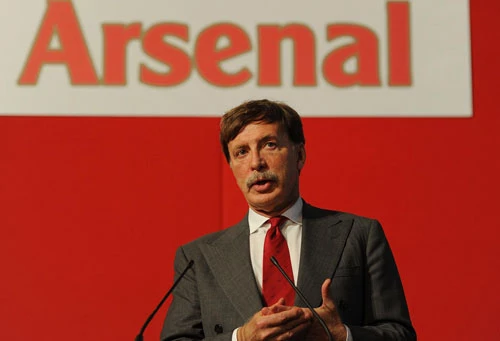 4. Stan Kroenke (Arsenal) - Tổng tài sản: 6,8 tỷ bảng.