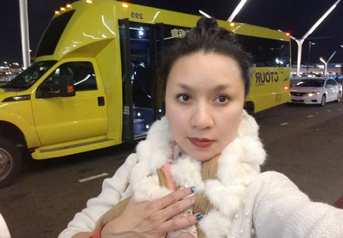 Y Phụng tiết lộ trong nhà chỉ có một cái nồi và vài cái bát