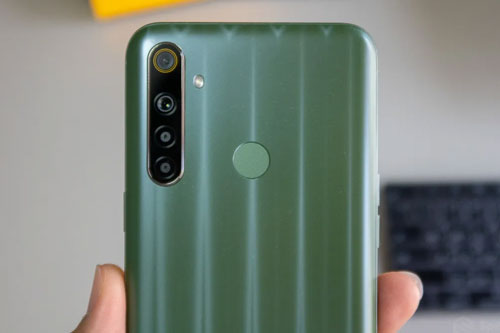 Cận cảnh Realme 6i: 4 camera sau, kháng nước, pin 5.000 mAh, giá hơn 3 triệu