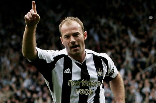 1. Alan Shearer - 260 bàn thắng.