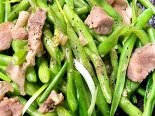 Lười tới mấy cũng phải nấu chín kỹ 7 loại rau củ này để tránh ăn phải độc tố
