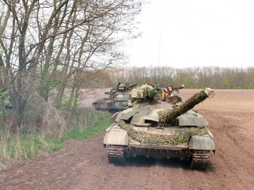 Xe tăng chiến đấu chủ lực T-64BM Bulat của Quân đội Ukraine. Ảnh: Topwar.