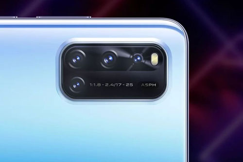 Trên tay smartphone 6 camera sau, chip S712, RAM 8 GB, pin sạc siêu tốc, giá gần 9 triệu tại Việt Nam