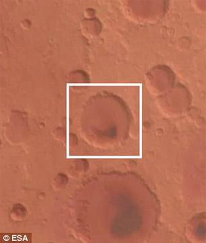 Cận cảnh miệng núi lửa rộng hơn 100 km trên Sao Hỏa  - Ảnh 3.