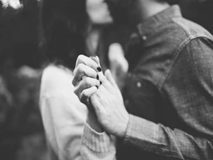 Biết là đau khổ nhưng tôi vẫn 'lao vào' đàn ông đã có vợ