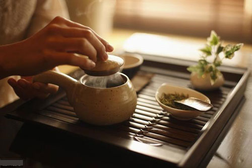 Những quy tắc cần hiểu khi uống trà, hãy học 10 phép xã giao nếu không muốn bị 'mất mặt'